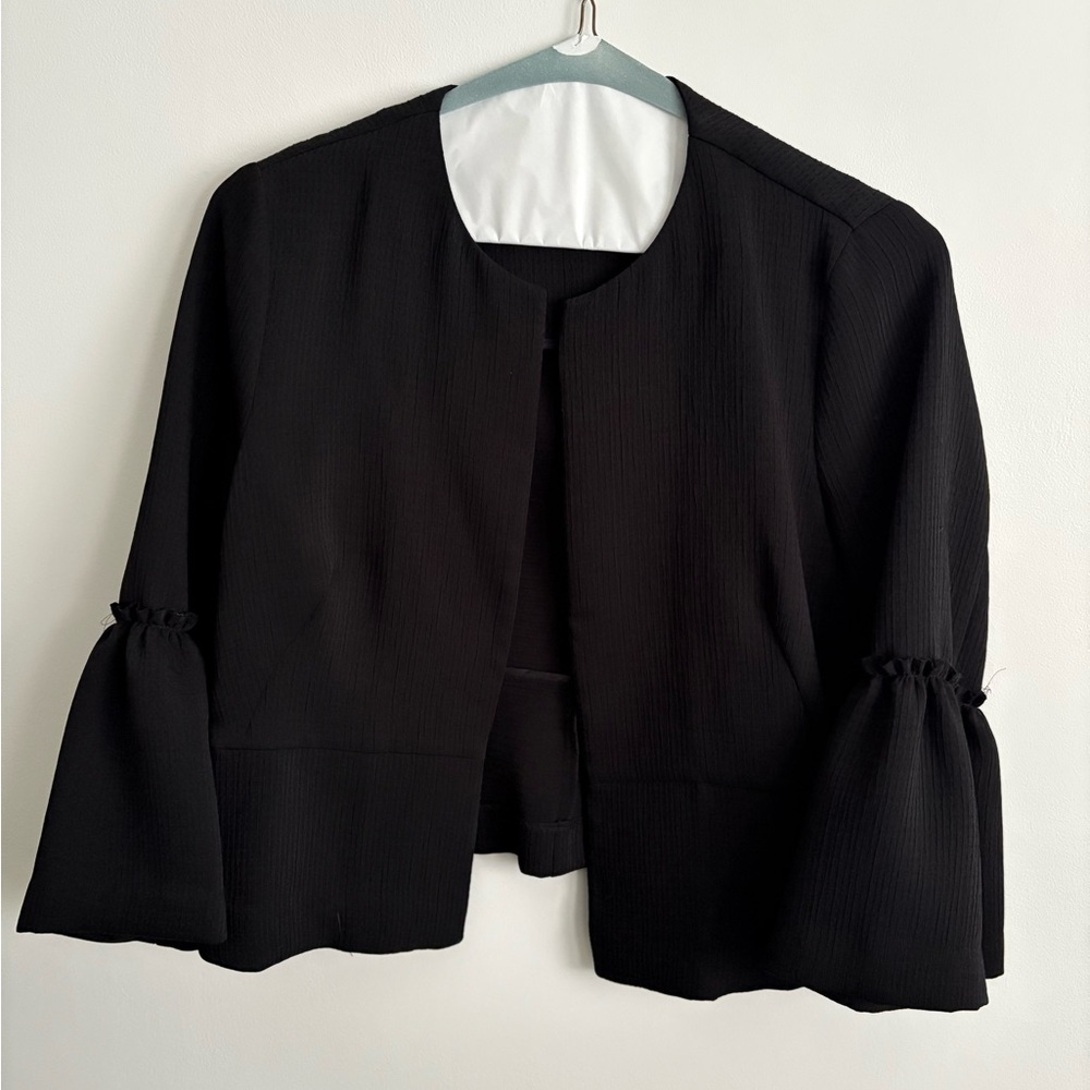Zara Black Women's Blazer with Ruffled Sleeves